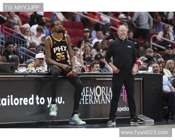 犹他爵士队与达拉斯独行侠的德安吉洛-拉塞尔谈判：一场决定未来的关键交易